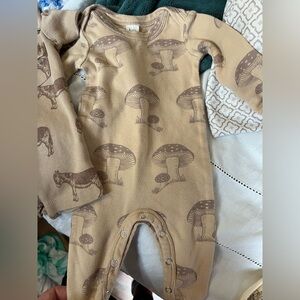 Kate Quinn mushroom footie